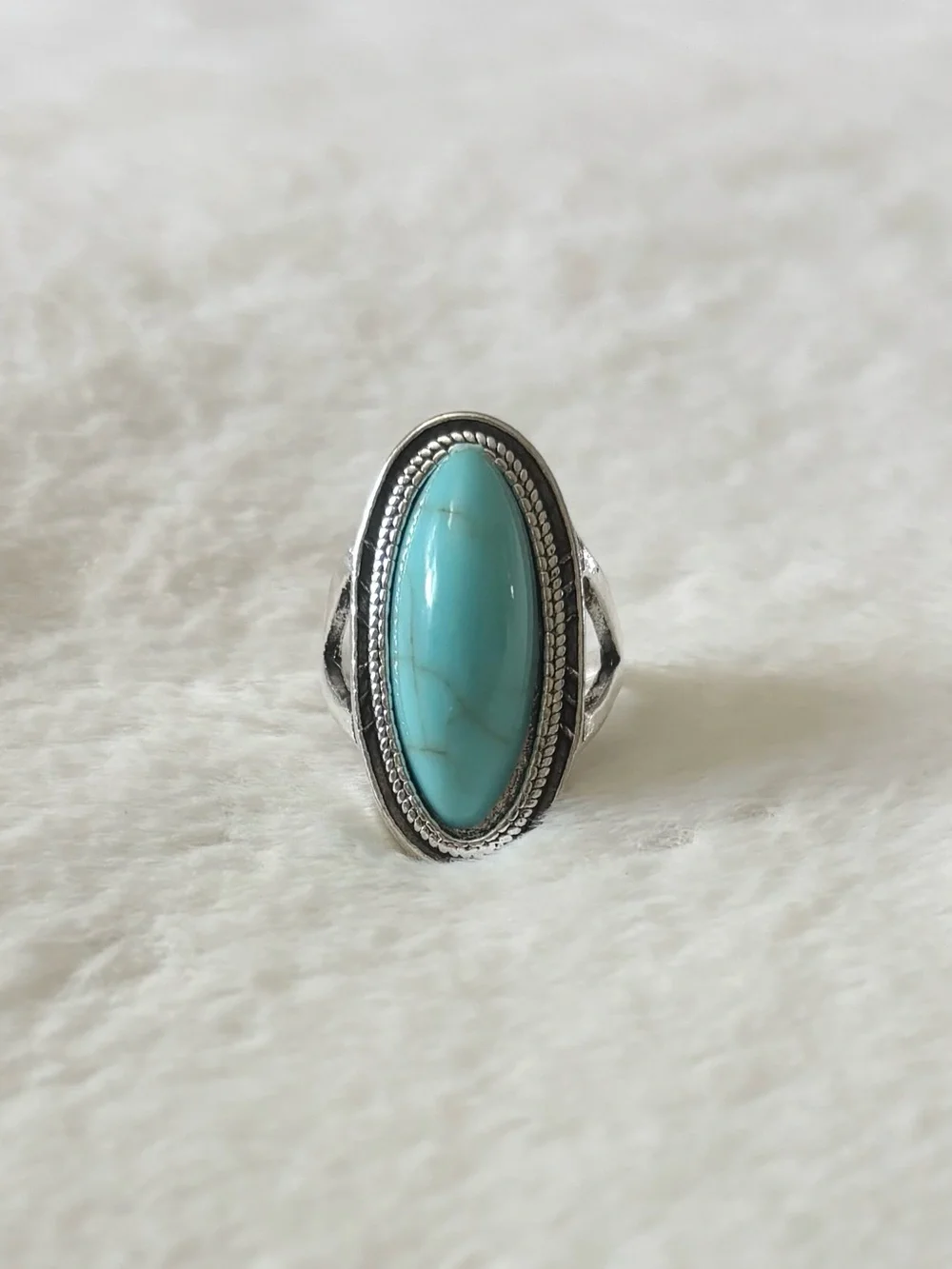 5/$15 🩷 MUST BUNDLE Turquoise Oval Statement Ring - Women's Silver Tone Jewelry